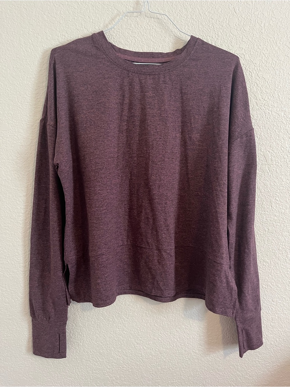 Soybu Women’s Long Sleeve Athletic Workout Top Shirt Size Medium